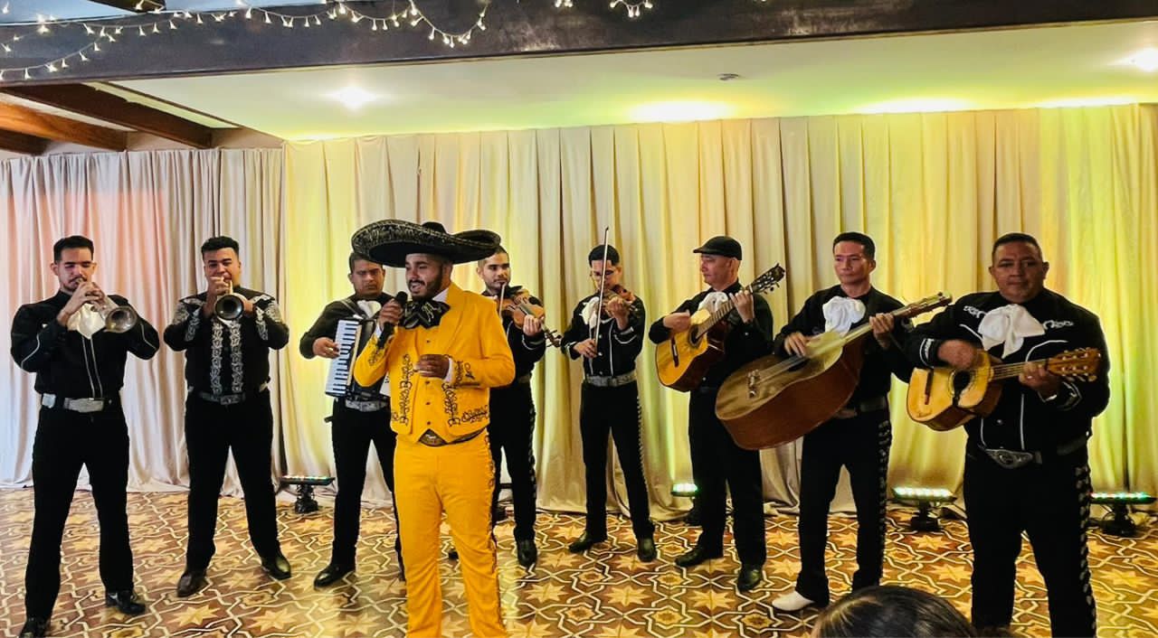 Andrés Azócar, “El Charro de Cabimas”, rinde tributo a íconos de la música mexicana en ambiciosa producción audiovisual