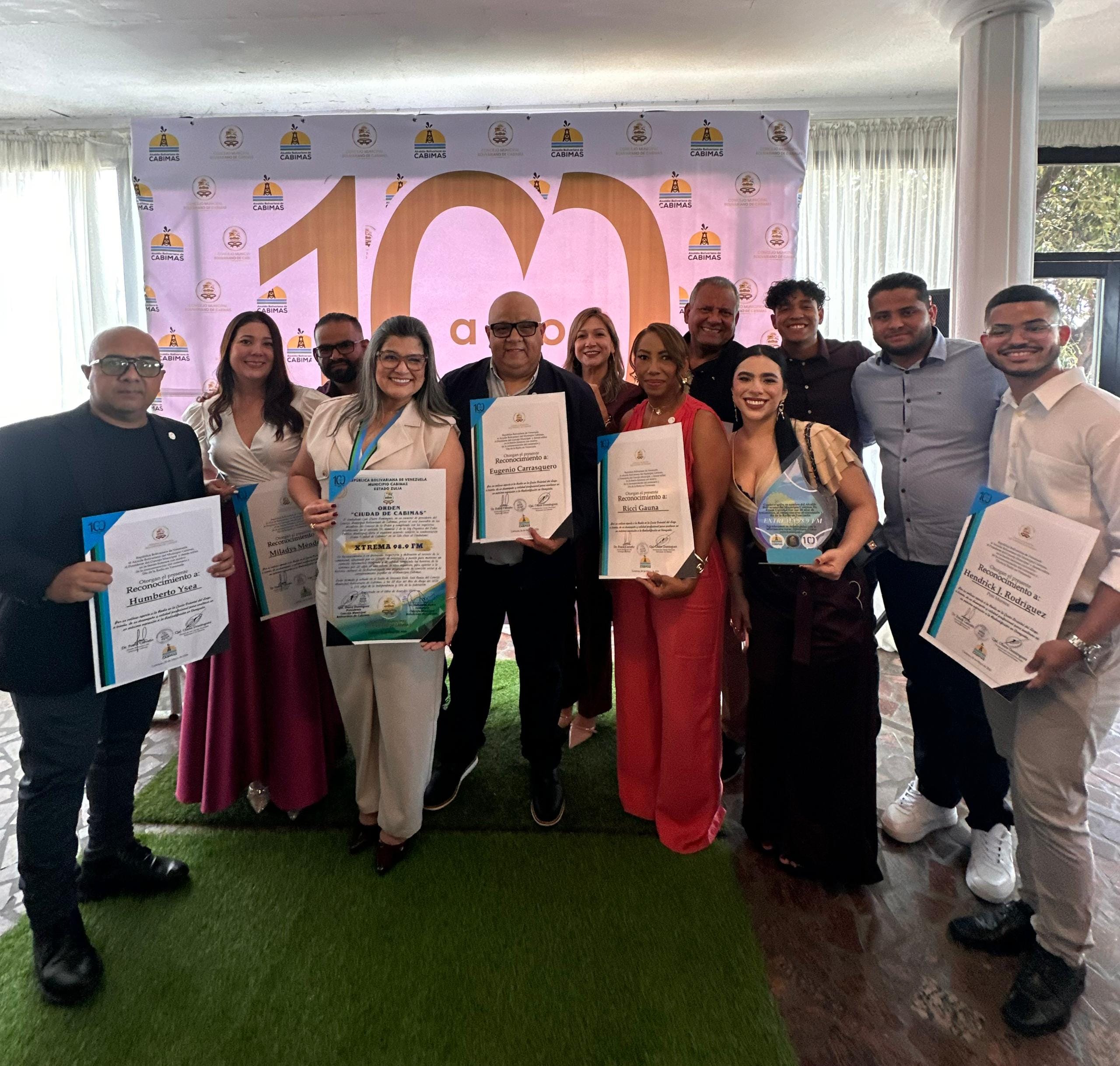 Concejo municipal de Cabimas, celebró 100 años de la radio en sesión especial