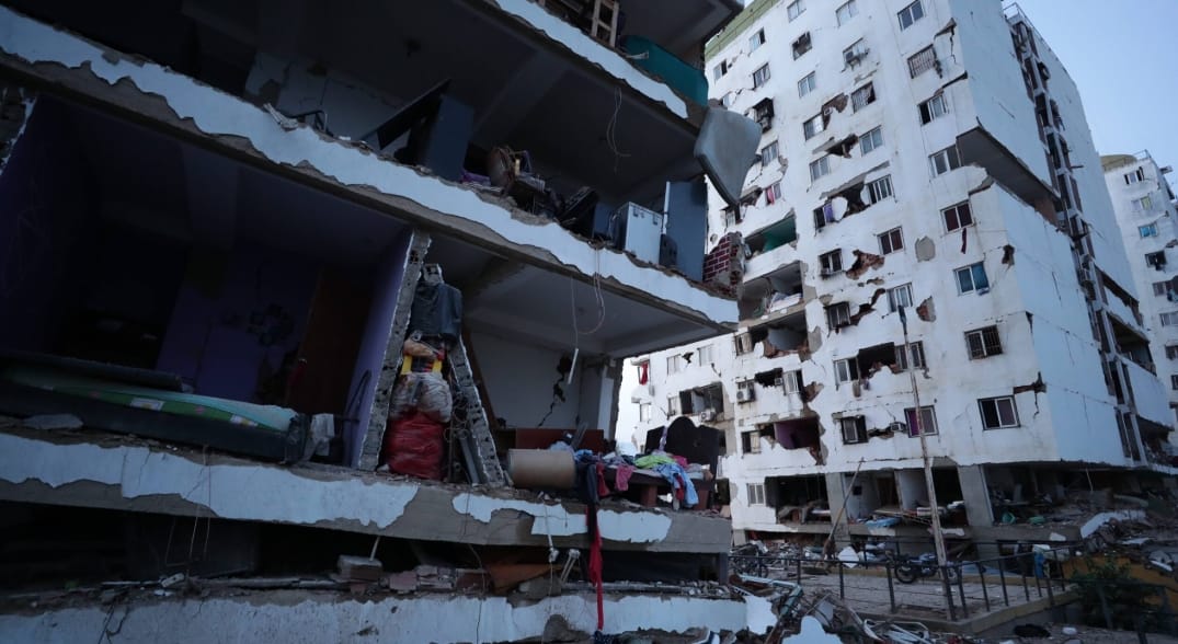 Balance oficial: Aumentan a 3.535 los fallecidos por los terremotos en Venezuela