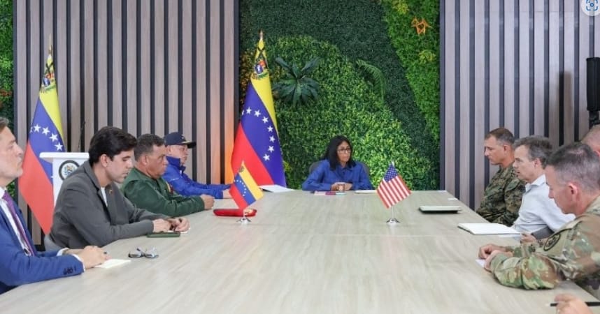 Delcy Rodríguez se reunió con delegación de EE.UU. Para coordinar operaciones de asistencia humanitaria tras los terremotos del 24 de junio