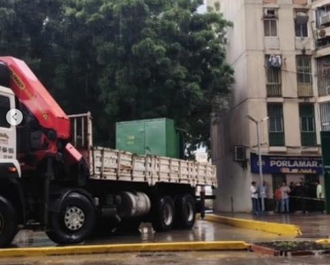 Gobernación y Corpoelec restituyen servicio eléctrico en las Torres del Saladillo