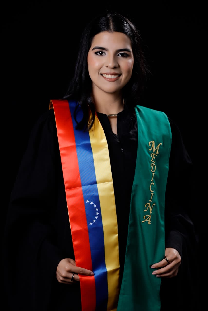 De Cabimas a la cima médica de Brasil: Angie Martínez se gradúa con honores en la UFRJ