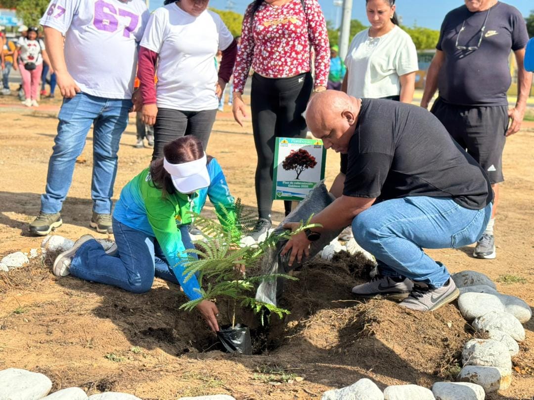 Gobierno Bolivariano de Cabimas se une al Plan Nacional de Reforestación «Chuquisaca 2026»