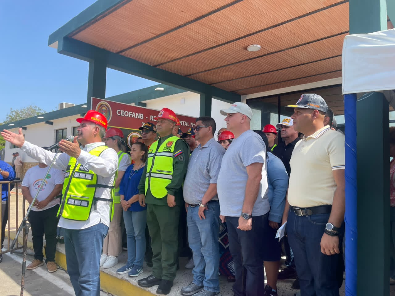Alcalde Frank Carreño acompaña al Gobernador en el envío de ayuda humanitaria desde la ZODI hacia la región central del país