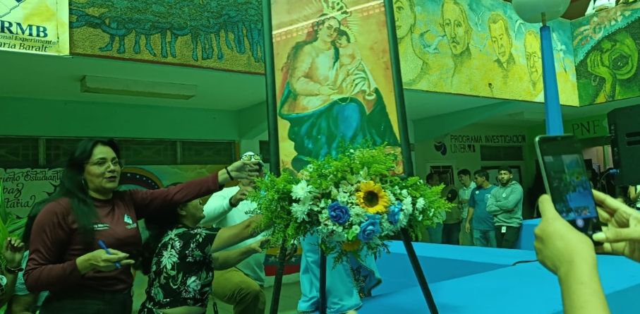 UNERMB conmemora el II Aniversario de la institucionalización de la Virgen del Rosario como su Patrona