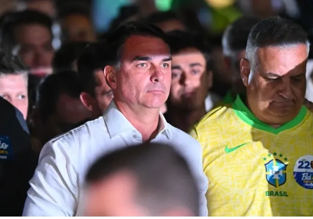 Flávio Bolsonaro tras su derrota en Brasil: «Voy a pedir la anulación de esas elecciones»