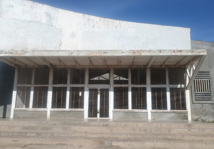 Inconclusa y a merced del hampa: Denuncian desmantelamiento de la Biblioteca Infantil del Parque Bolívar en Cabimas