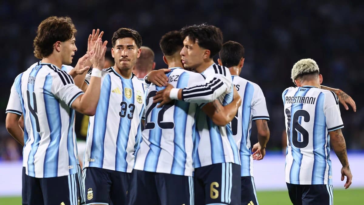 Argentina goleó a Bolivia